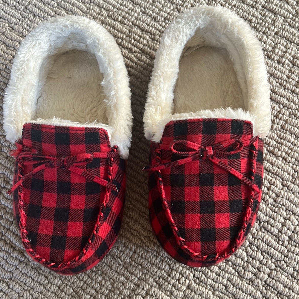 GAP slippers